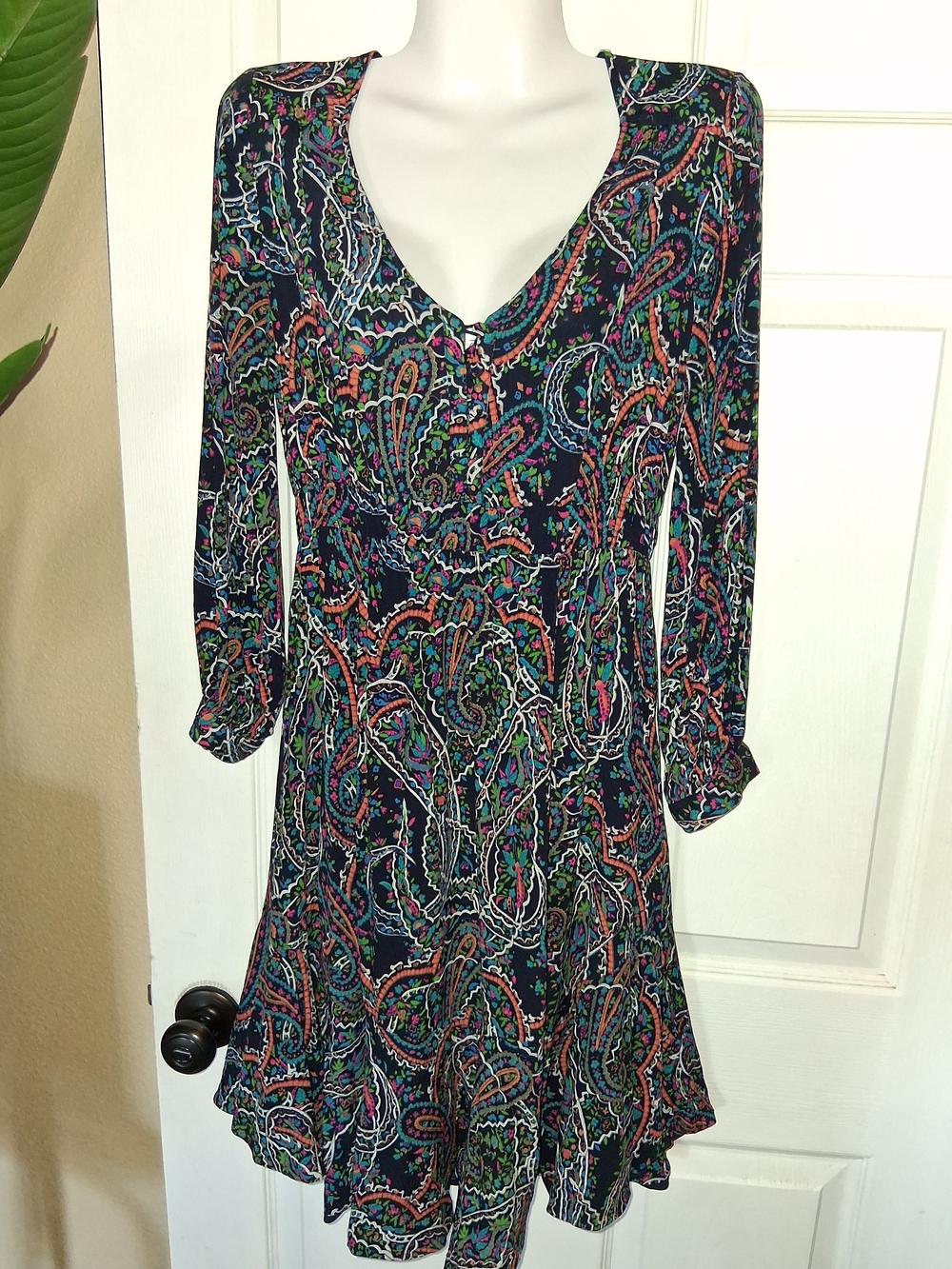 Anthropologie Navy Multicolor Paisley V-Neck Long Sleeve Dress